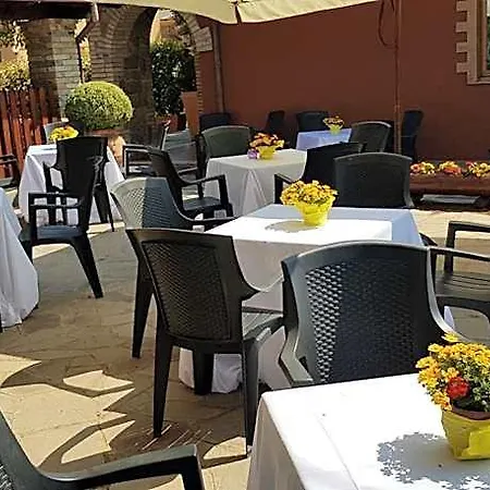 Sant'alessandro Bed & Breakfast 4*